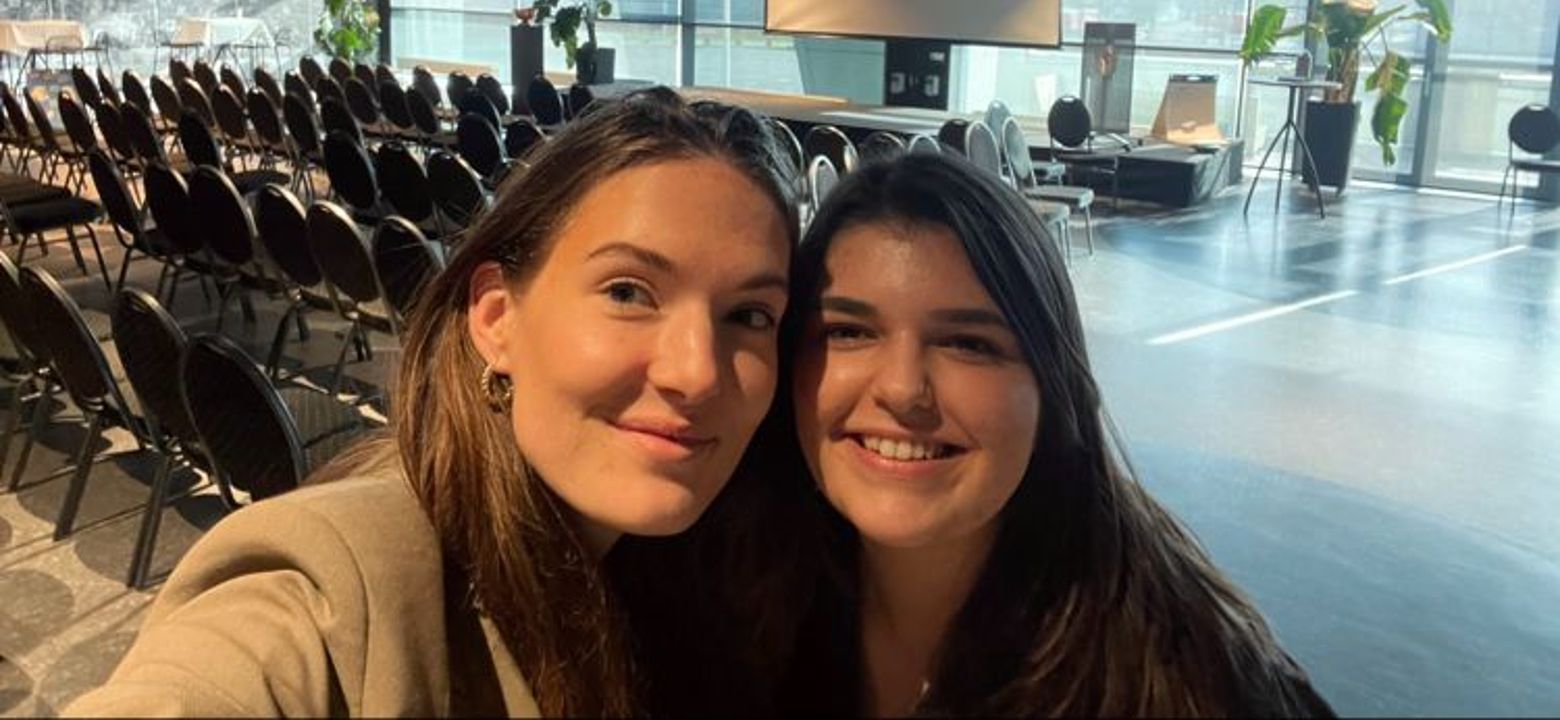 Kiki en Elçin