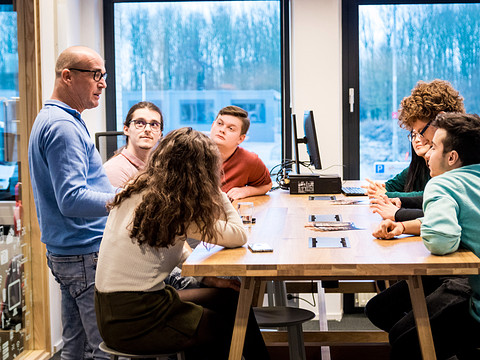 5G Kick off Marc Cremers Studenten sfeerfoto