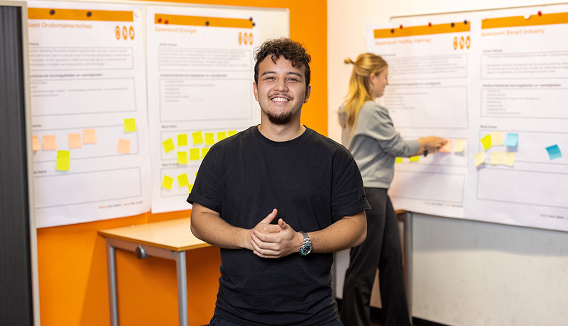 HANZE220232 Technische Bedrijfskunde - Header-4 - logo.jpg