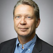 Portretfoto van Henk Brink