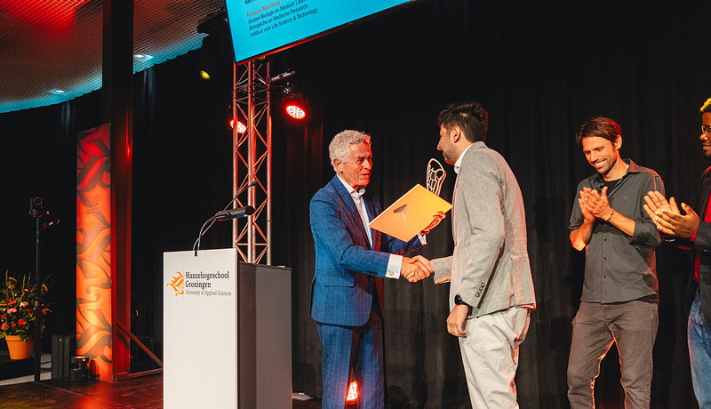 Henk Pijlman reikt Henk Pijlman Innovatieprijs uit Claudio