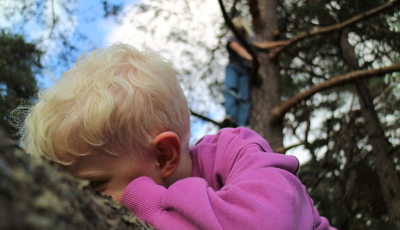 Kind bedekt gezicht 2022.jpg