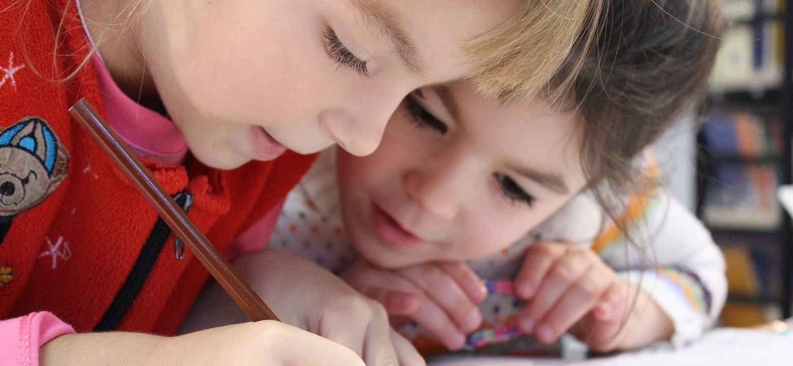 Kinderen tekenen