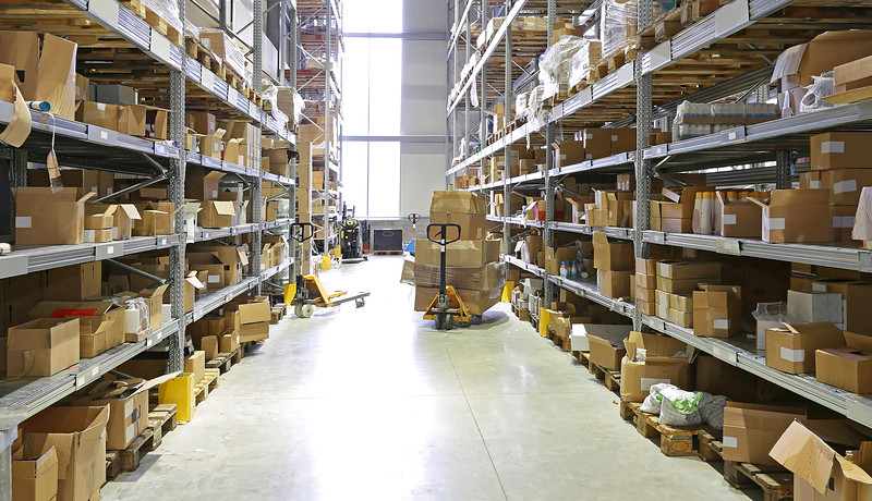 Magazijn met dozen-2023.jpg