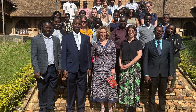 UCU groepsfoto Uganda.jpg
