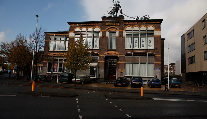Gebouw academie voor popcultuur