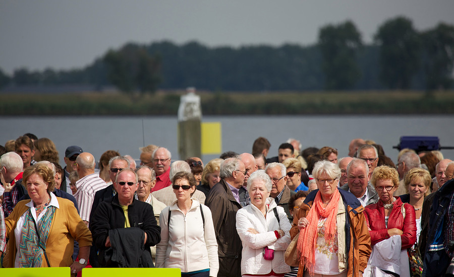 Beeld IWP Ouderen wonen zorg en welzijn origineel.jpg