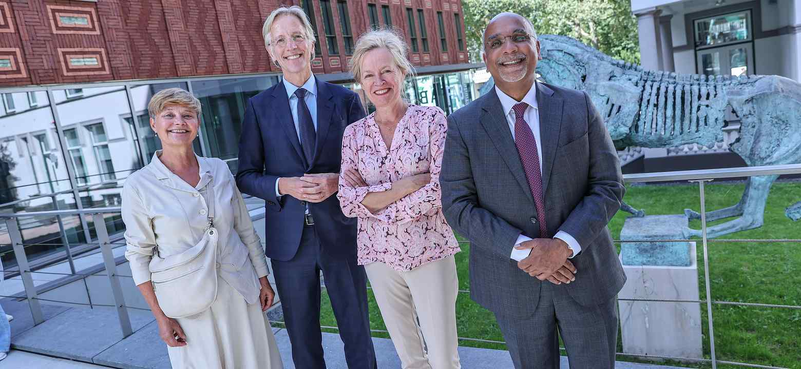 Bezoek minister Dijkgraaf 2-min.jpg