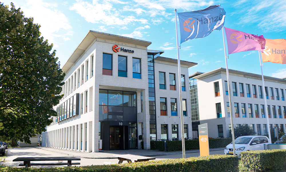 DSH-gebouw-herfst2-klein (1).jpg