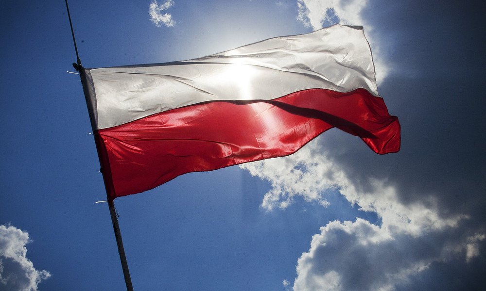 flag-792067_1920.jpg