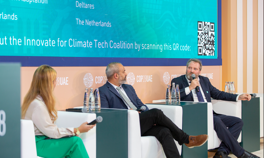 Lector Floris Boogaard spreekt tijdens klimaattop Dubai