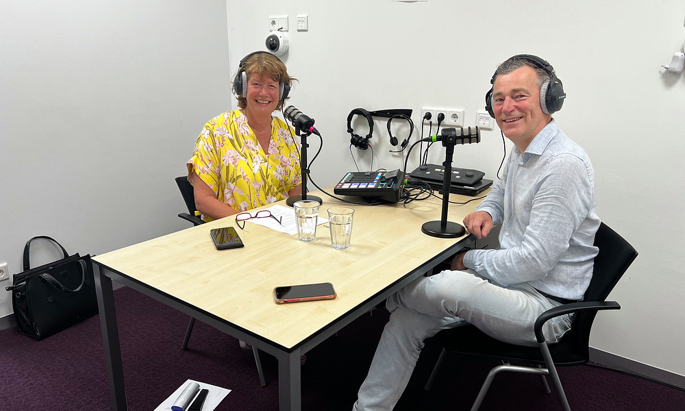 Foto Mira Podcast.jpg