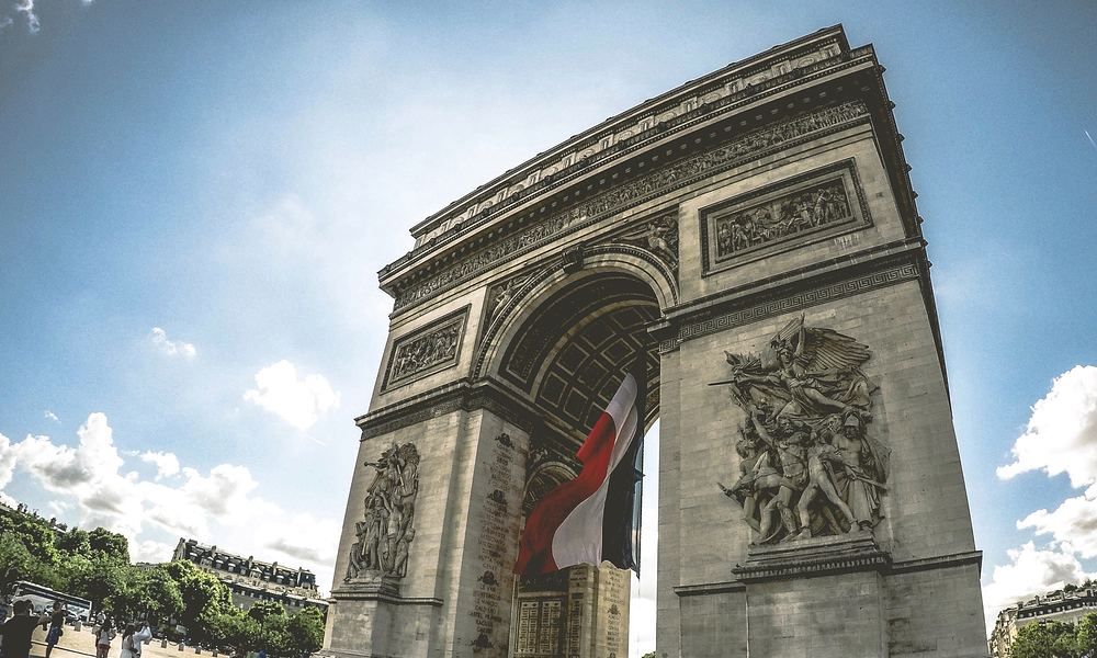 French_victor-hughes-thZdANJ-Kiw-unsplash.jpg