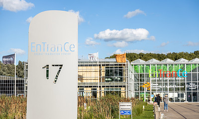 HANZE-21_0719 Entrance-29.jpg
