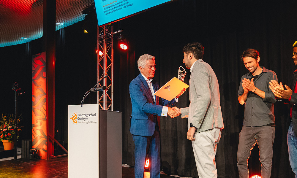 Henk Pijlman reikt Henk Pijlman Innovatieprijs uit Claudio