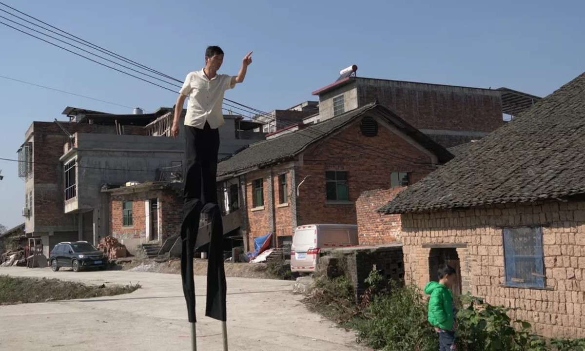 man on stilts 1.jpg