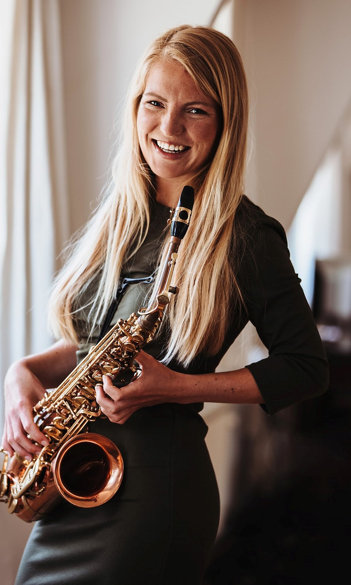 Saxofoniste Marlon Valk door Berdien Valk