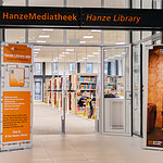 Mediatheek ingang Van OlstBorg 2023.jpg