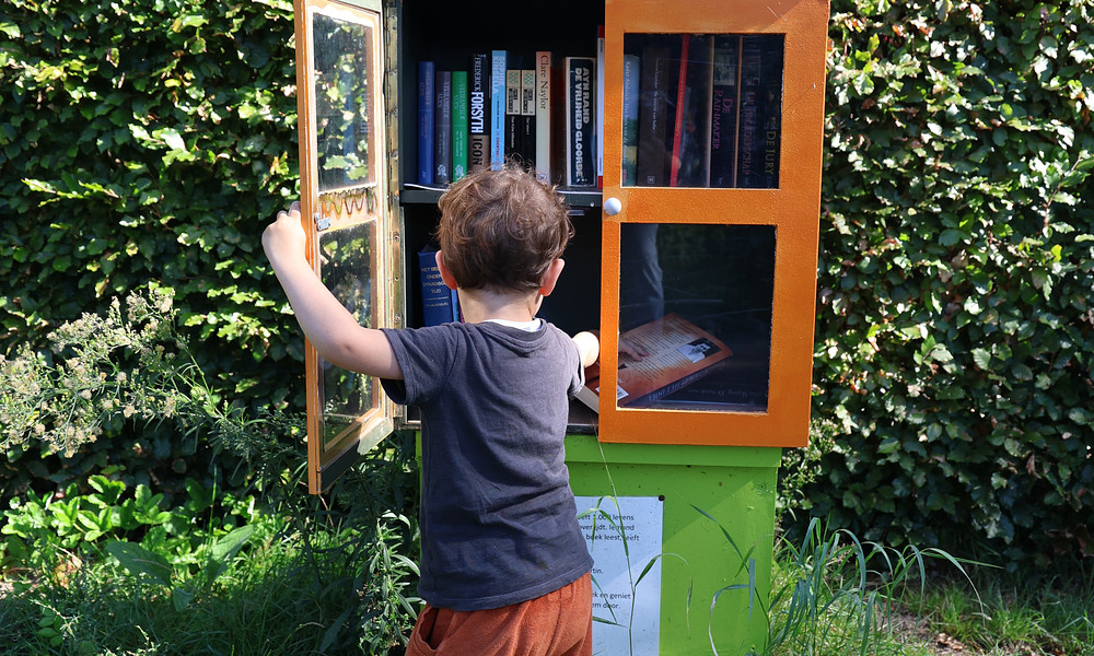 Minibieb klein jongetje.jpg