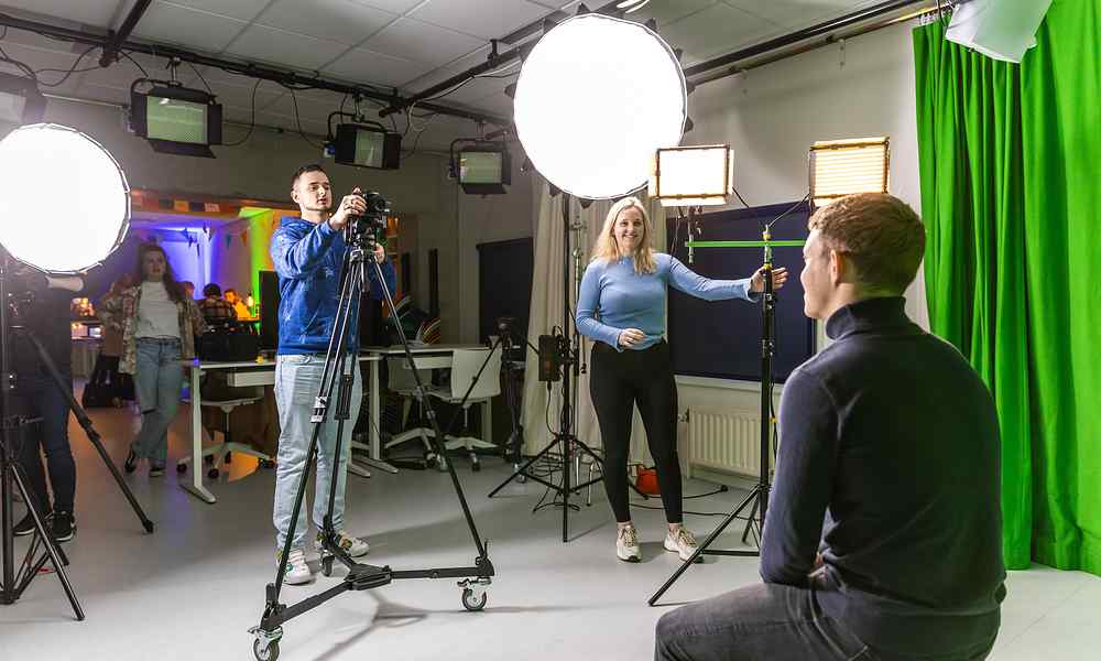 Online Contentcreator_studenten_fotostudio.jpg