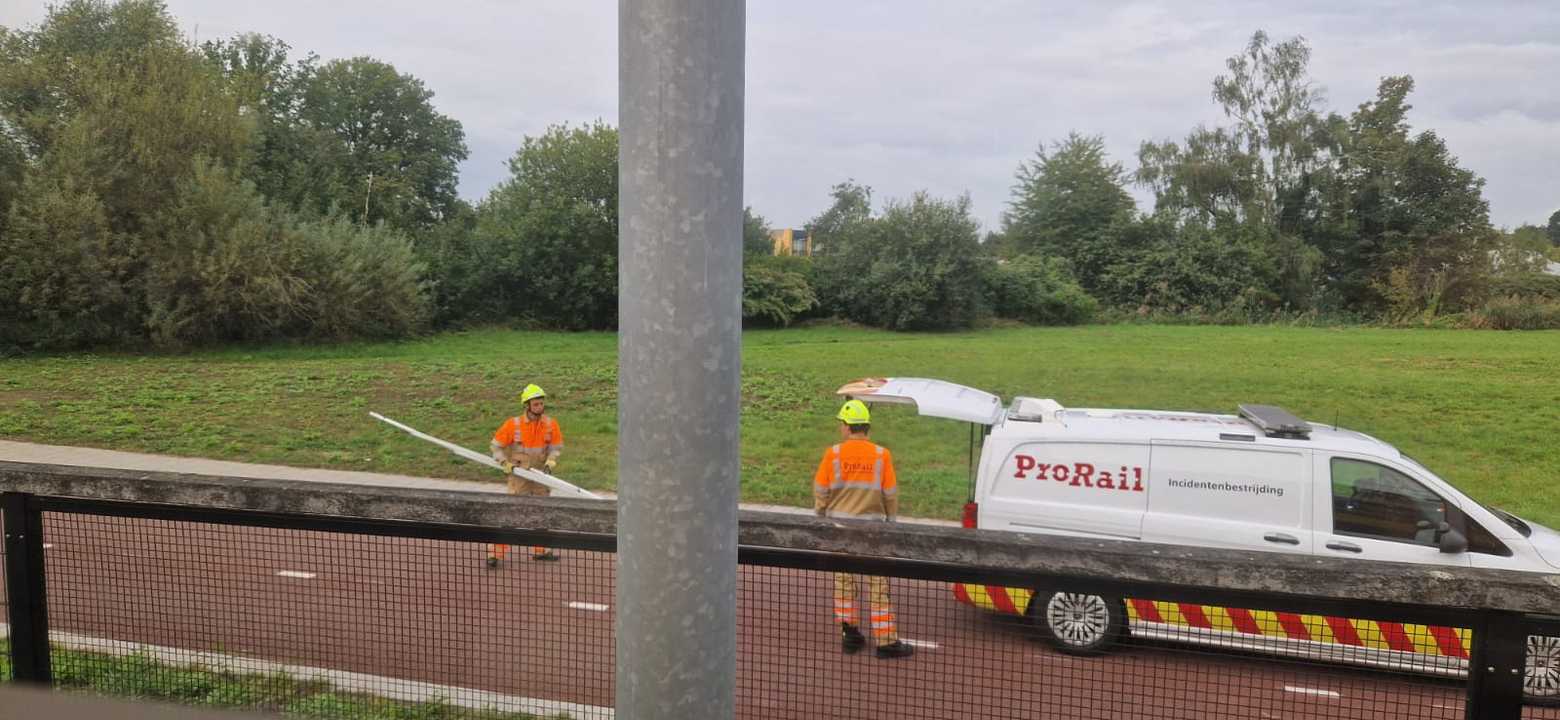 prorail werkt aan de trein.jpg