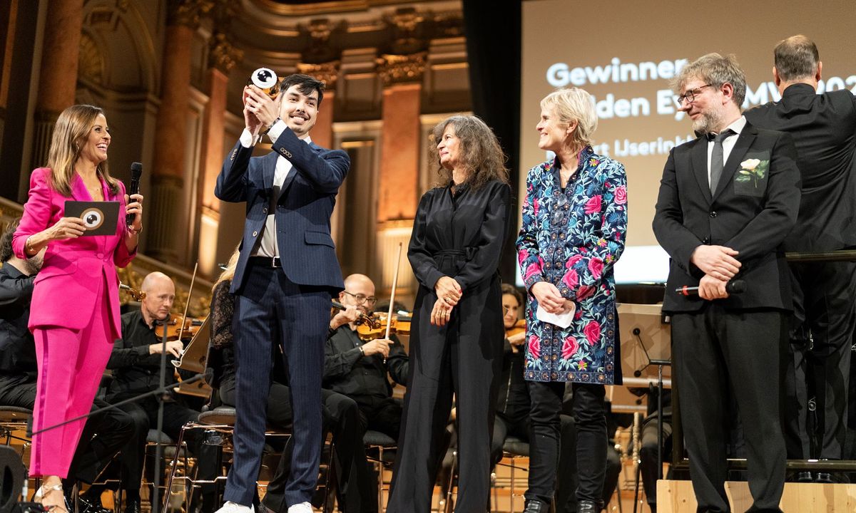 Robert IJserinkhuisen wint competitie.JPG