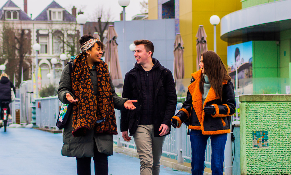 Studenten op Museumbrug 2021