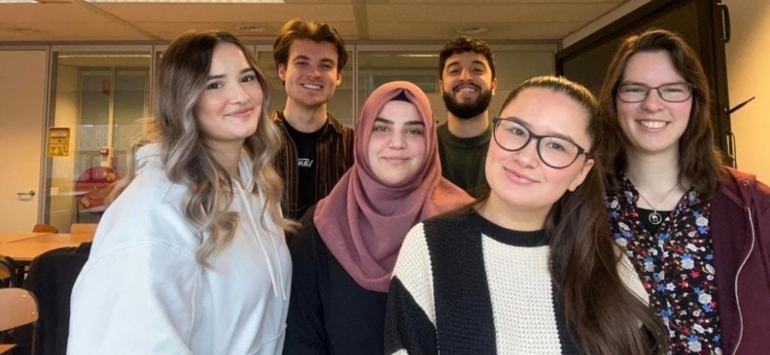 studenten-png (1).jpg