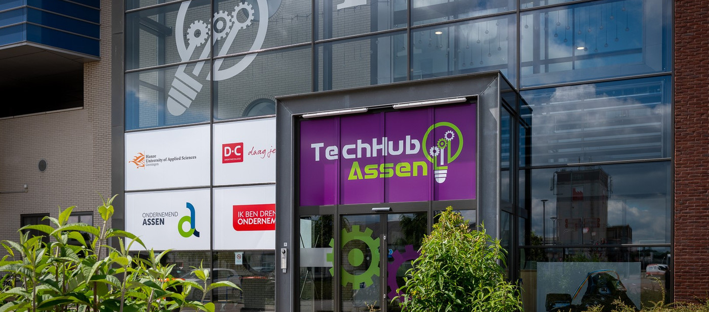 TechHub Assen 2023 - voorkant.jpg
