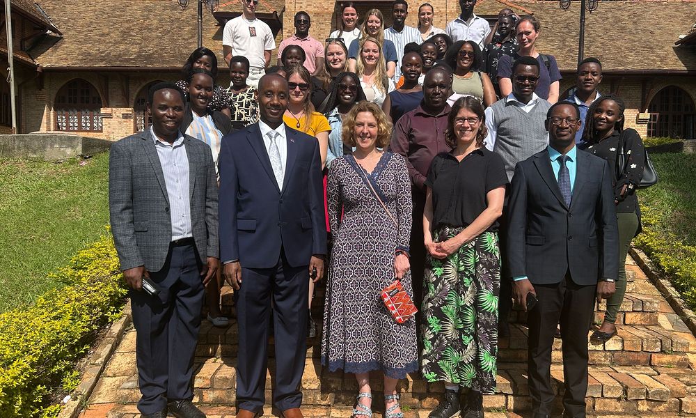 UCU groepsfoto Uganda.jpg
