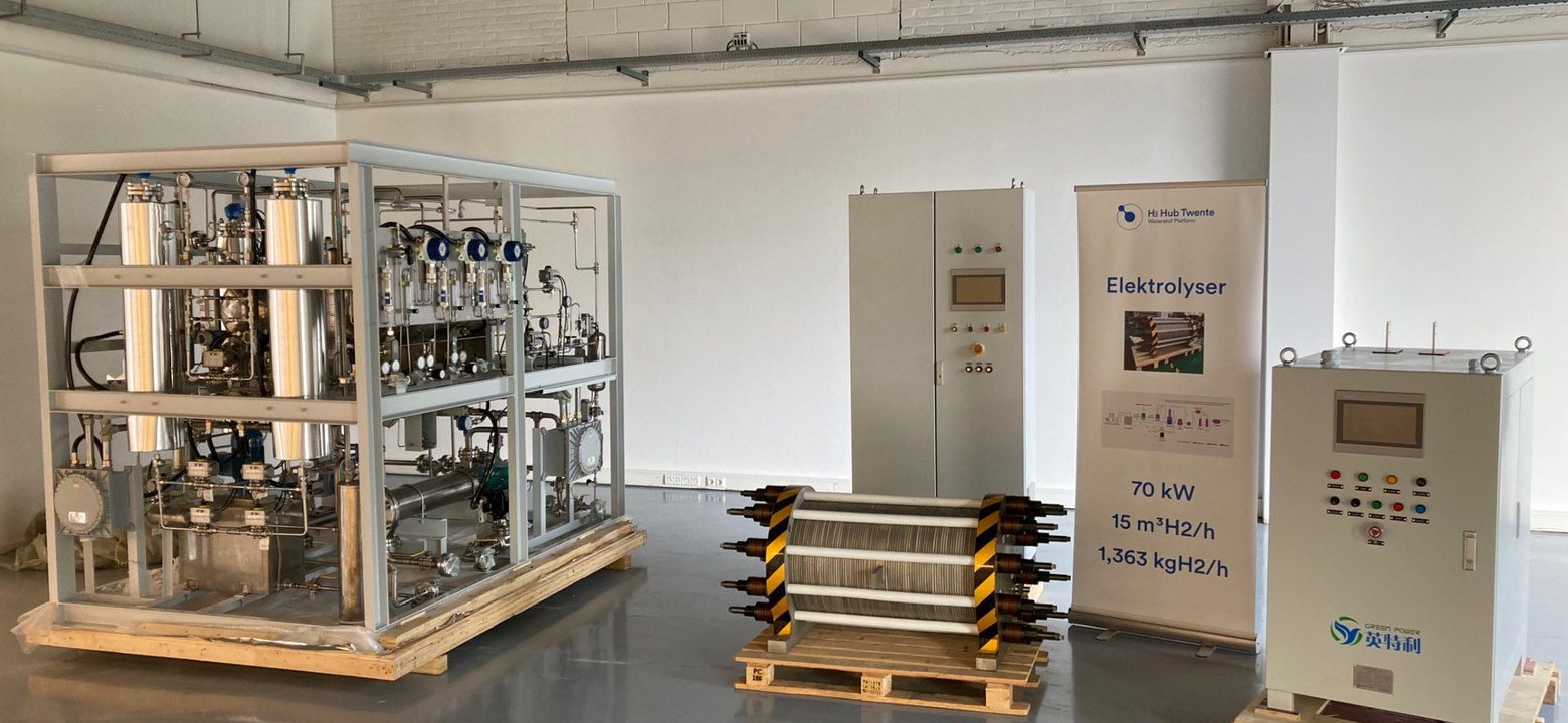 waterstof-electrolyzer-opstelling-h2-hub-twente.jpeg